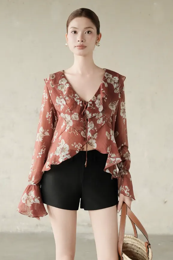Daisy Top · RR26AK40 in Red — original RUBIES photograph