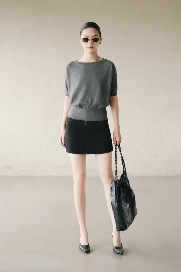 Winn Knit Top · RR25DK49 — original RUBIES photograph 1