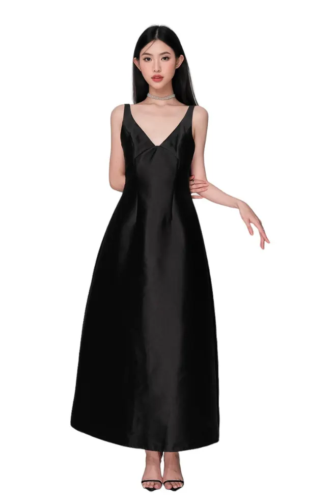 Jador Long Dress · RR23DD62 — original RUBIES photograph 1