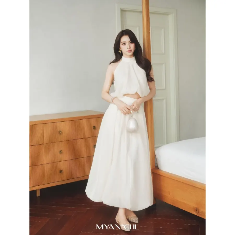 Long Taffeta Balloon Skirt in Cream