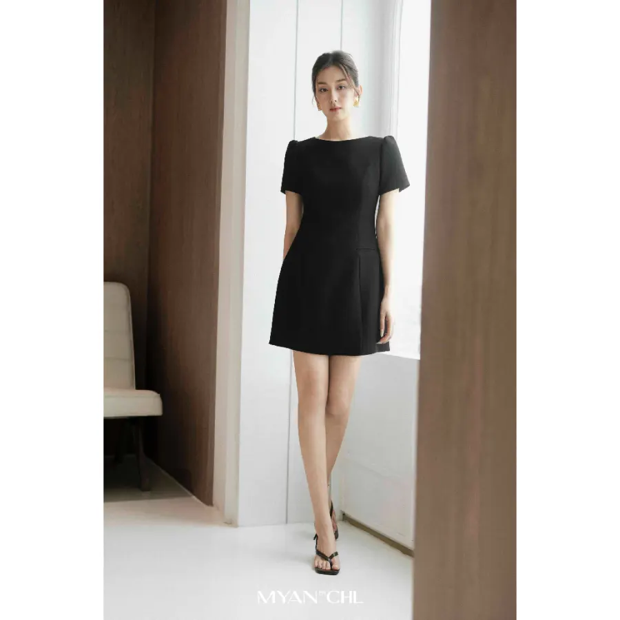 Short-Sleeved Boat Neck Dress With Short A-Line Silhouette in Black